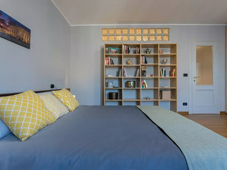 Immagine 5 di Appartamento in affitto  in Via delle Orfane a Torino