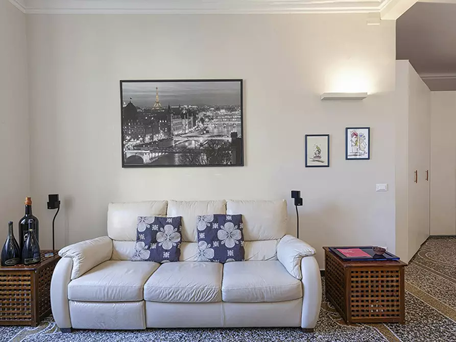 Immagine 1 di Appartamento in affitto  in Via Giuseppe Ferrari a Genova