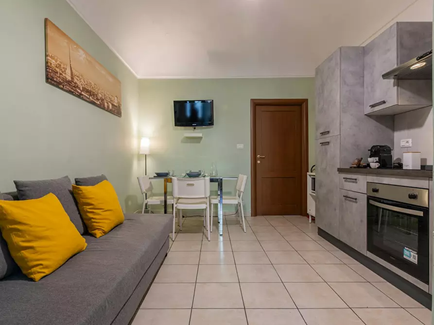 Immagine 8 di Appartamento in affitto  in Via Giulia di Barolo a Torino