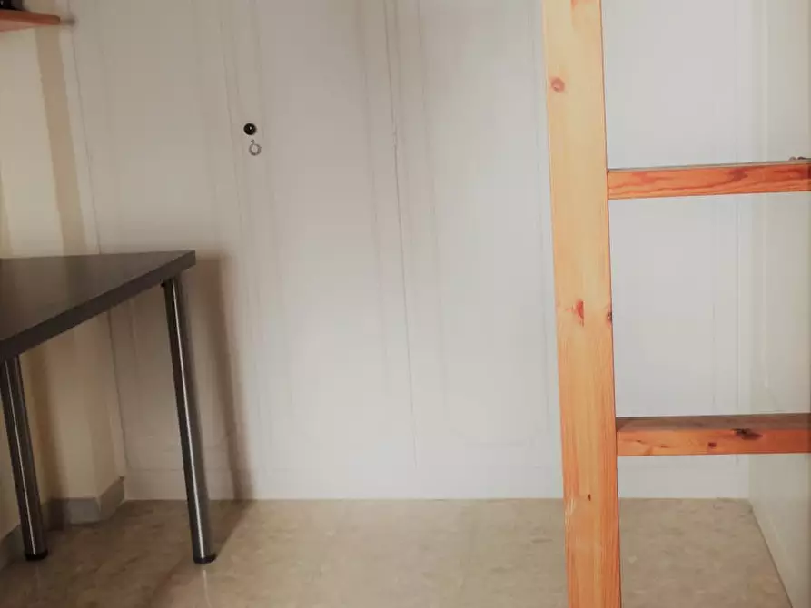 Immagine 4 di Camera in affitto  in Via Riccardo Zampieri a Roma