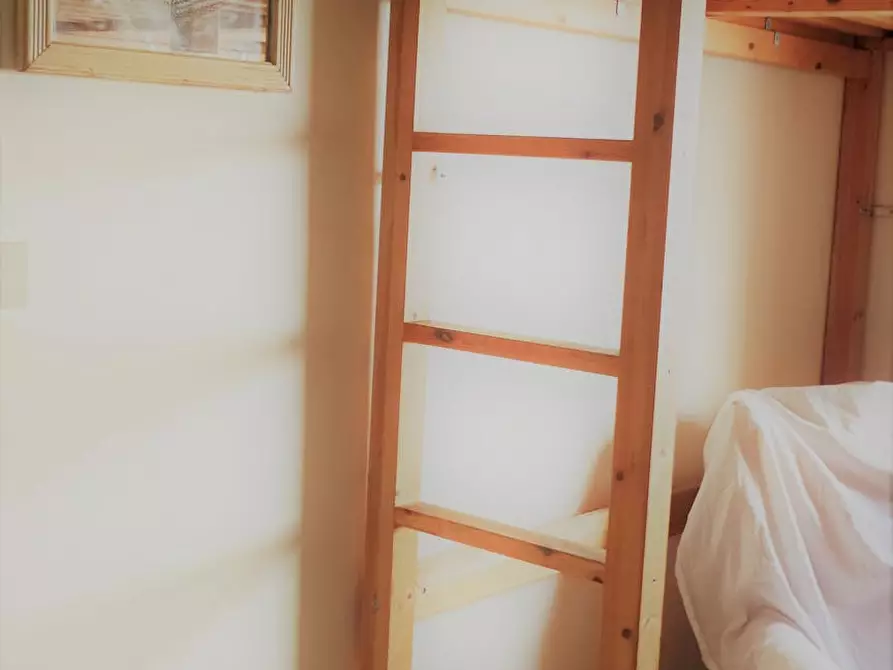 Immagine 3 di Camera in affitto  in Via Riccardo Zampieri a Roma