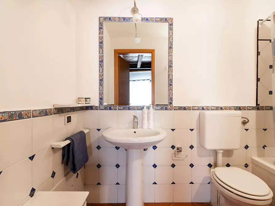 Immagine 7 di Appartamento in affitto  in Via Giovanni Meli a Palermo