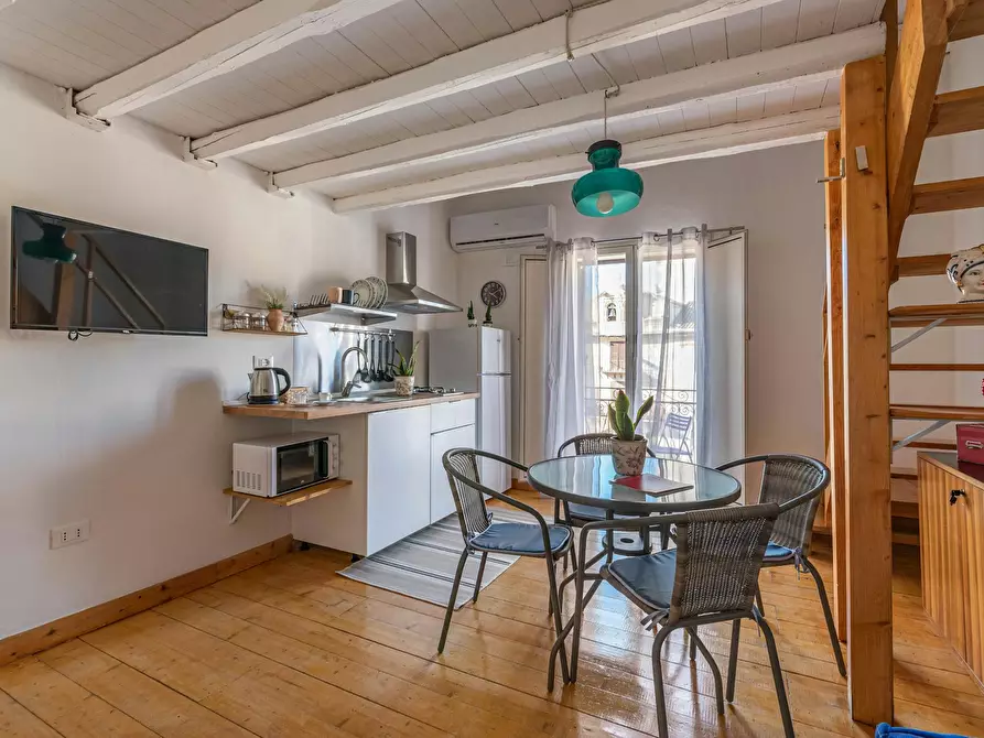 Immagine 3 di Appartamento in affitto  in Piazza Sant'Onofrio a Palermo