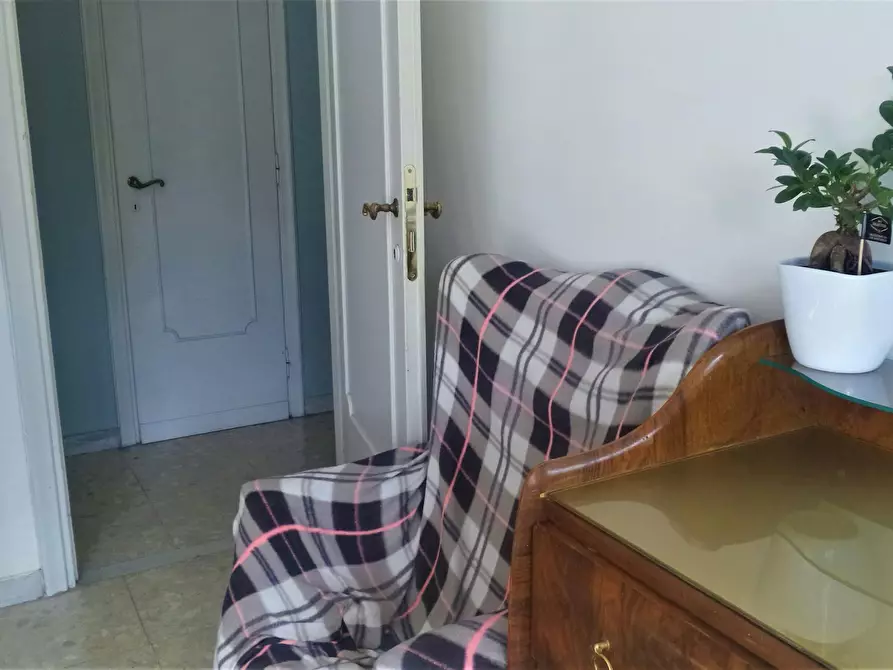 Immagine 4 di Camera condivisa in affitto  in Via Riccardo Zampieri a Roma