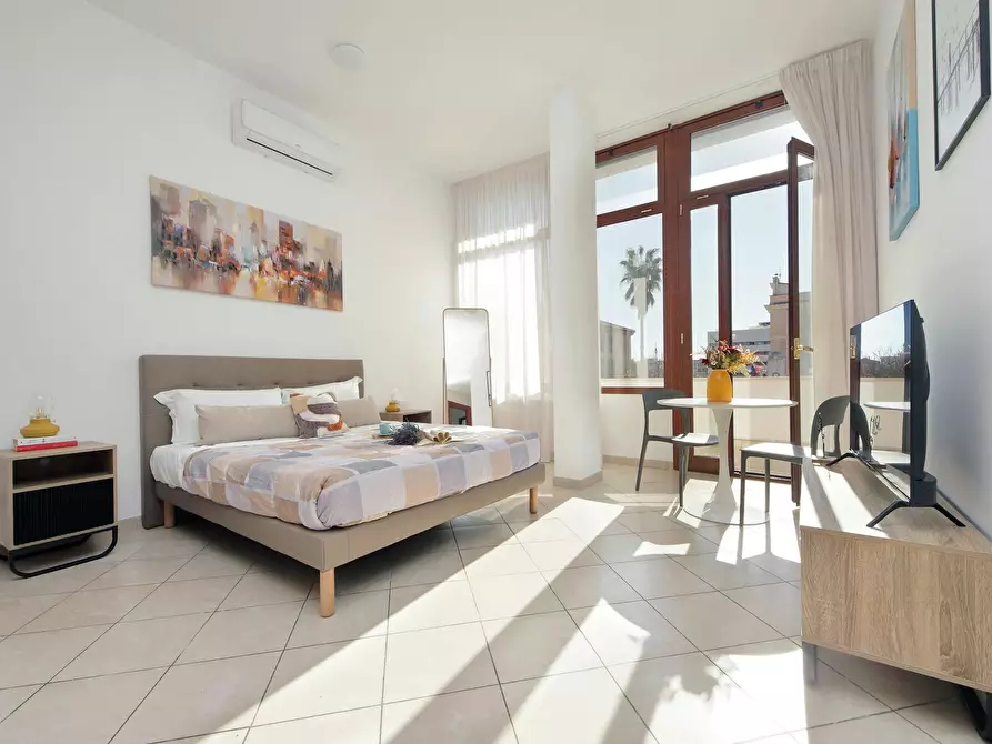 Immagine 1 di Appartamento in affitto  in Piazza G. Battista Grassi a Fiumicino