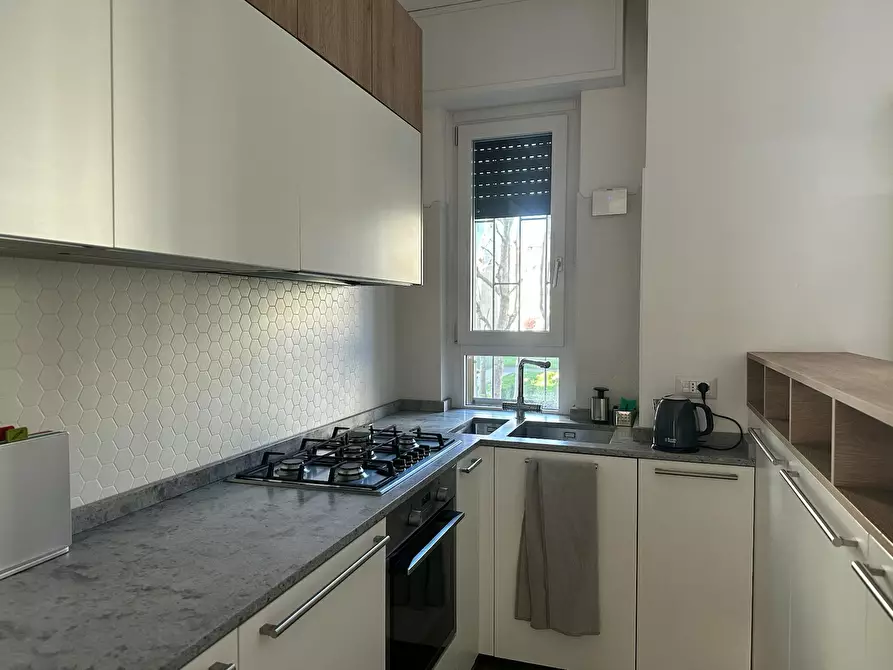 Immagine 8 di Appartamento in affitto  in Via Angelo Inganni a Milano