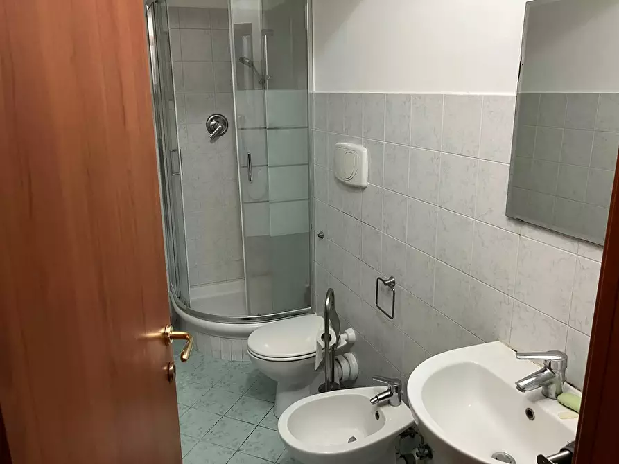 Immagine 3 di Camera in affitto  in Via Antonio Gramsci a Genova