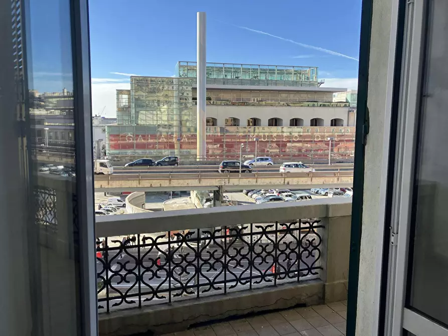 Immagine 5 di Camera in affitto  in Via Antonio Gramsci a Genova