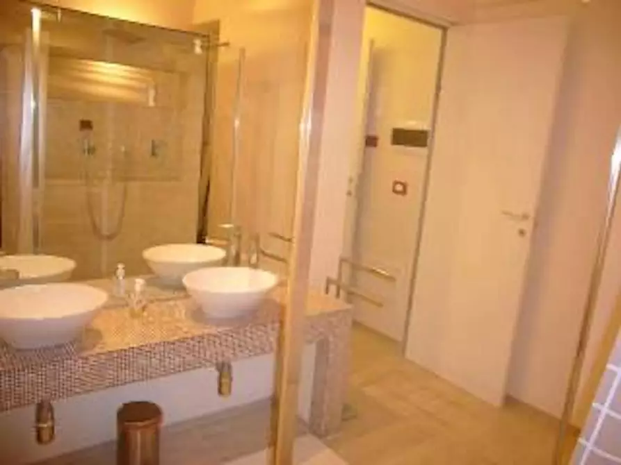 Immagine 7 di Appartamento in affitto  in Via Silvio Pellico a Torino