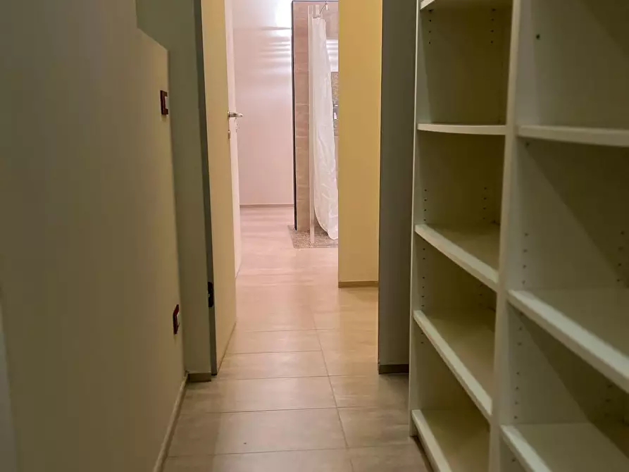 Immagine 5 di Appartamento in affitto  in Via Silvio Pellico a Torino