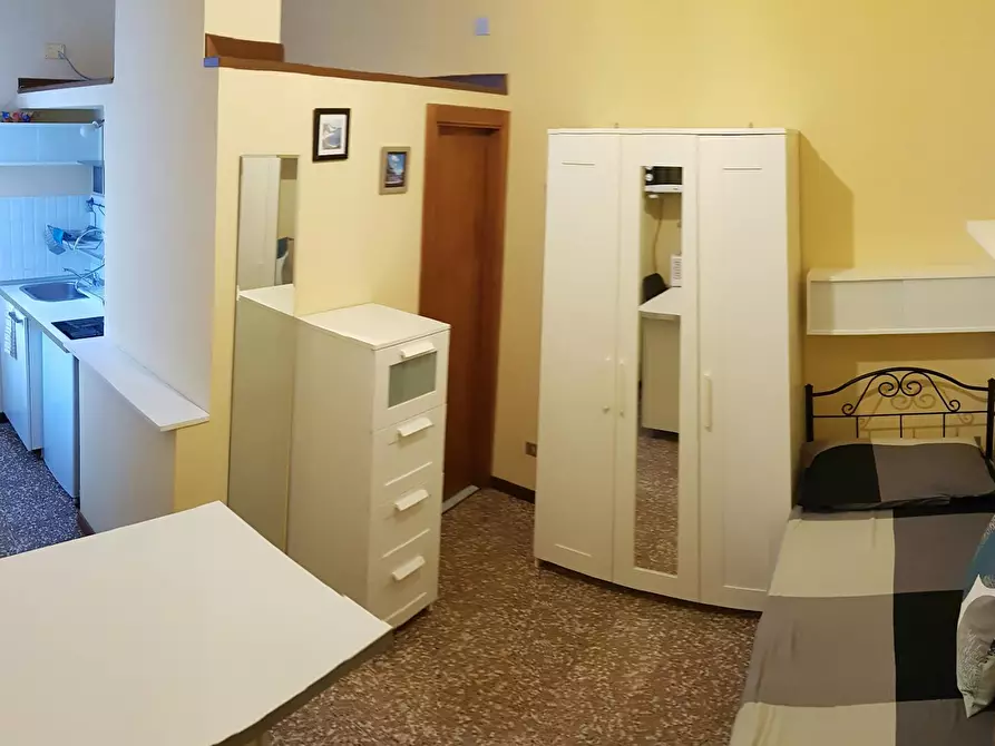 Immagine 1 di Appartamento in affitto  in Via Gianfranco Zuretti a Milano