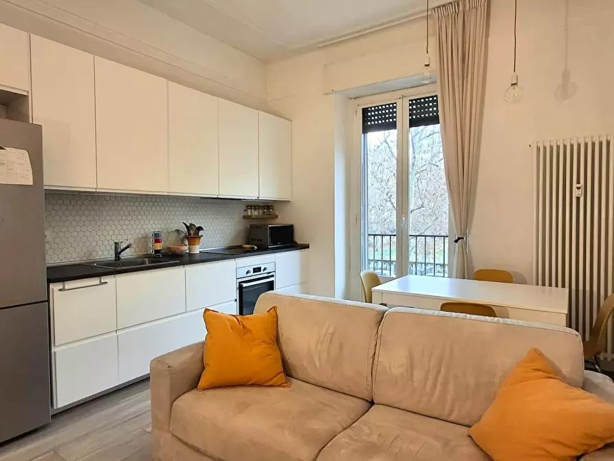 Immagine 3 di Appartamento in affitto  in Via Lorenteggio a Milano