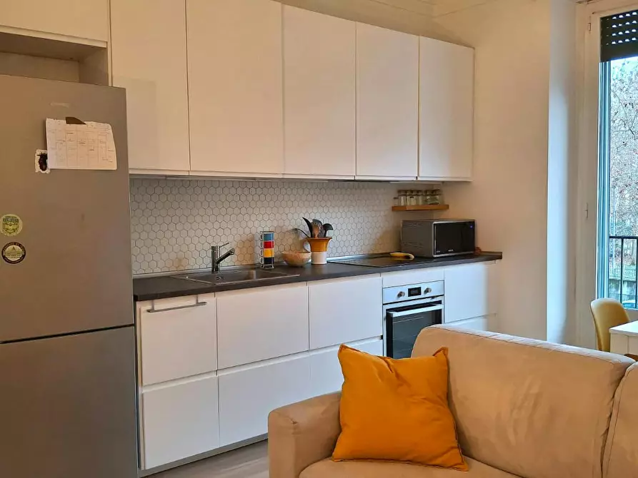 Immagine 2 di Appartamento in affitto  in Via Lorenteggio a Milano