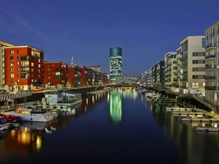 Immagine 1 di Appartamento in affitto  in Hafenstraße a Frankfurt am Main