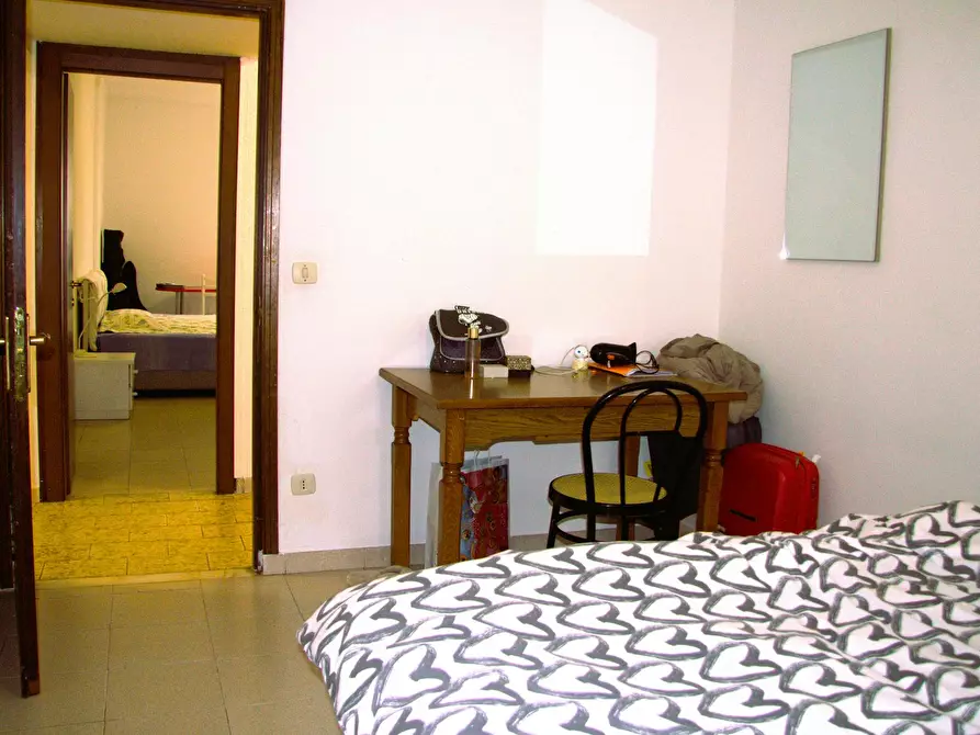 Immagine 3 di Camera in affitto  in Via Giuseppe de Robertis a Roma