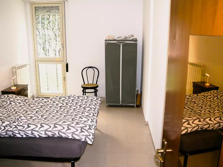 Immagine 7 di Camera in affitto  in Via Giuseppe de Robertis a Roma