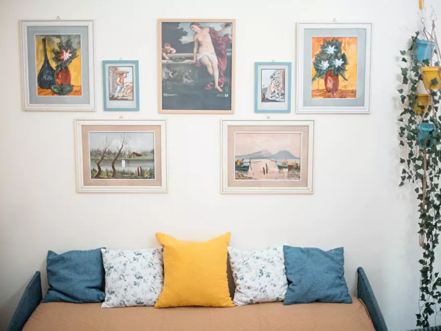 Immagine 2 di Appartamento in affitto  in Via Salvator Rosa a Napoli