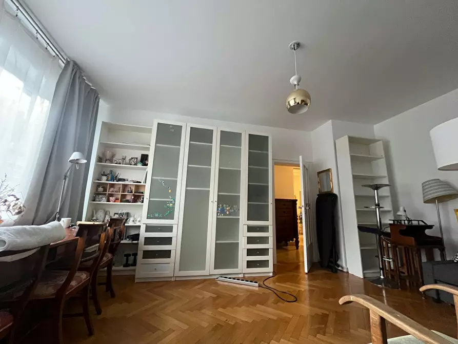 Immagine 4 di Appartamento in affitto  in Sybelstraße a Düsseldorf