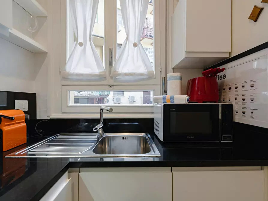 Immagine 6 di Appartamento in affitto  in Via de' Barbadori a Firenze