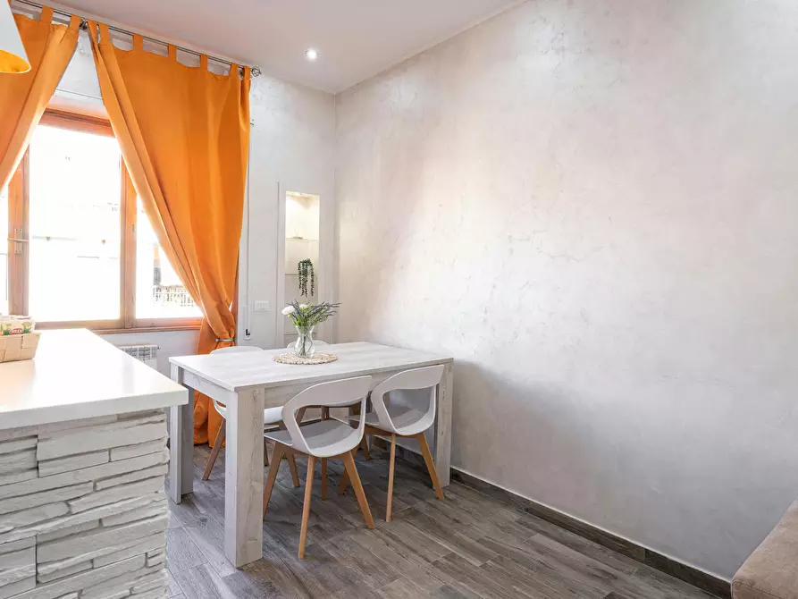 Immagine 9 di Appartamento in affitto  in Via delle Baleniere a Roma