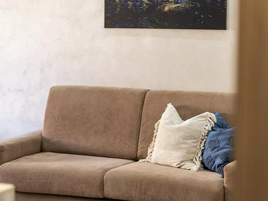 Immagine 5 di Appartamento in affitto  in Via delle Baleniere a Roma