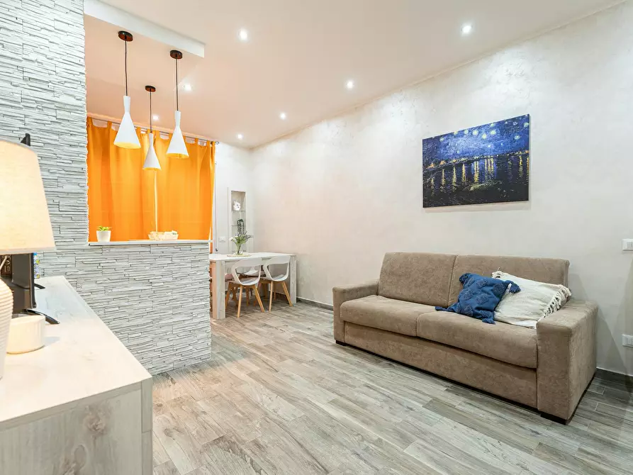 Immagine 4 di Appartamento in affitto  in Via delle Baleniere a Roma