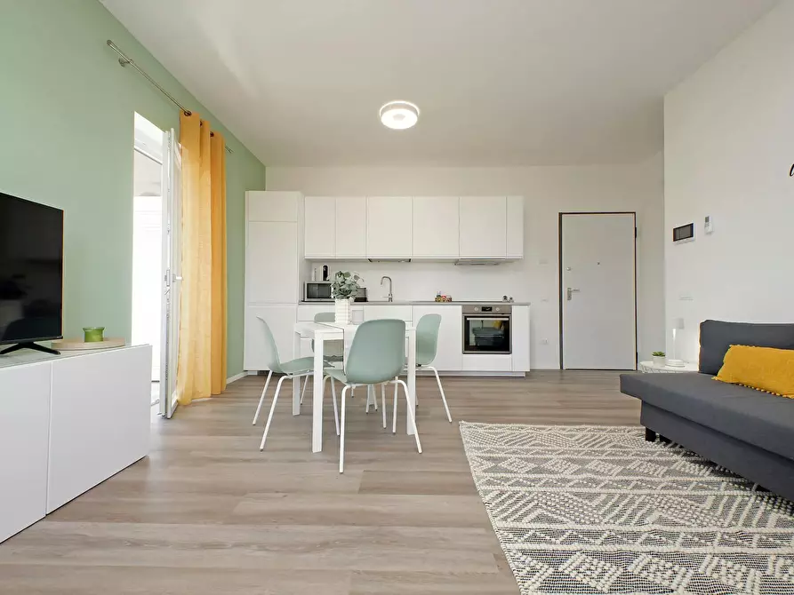 Immagine 8 di Appartamento in affitto  in Via Giuseppe Bignami a Fiumicino