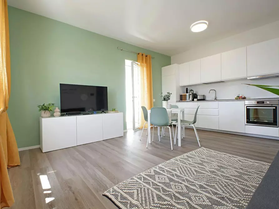 Immagine 5 di Appartamento in affitto  in Via Giuseppe Bignami a Fiumicino