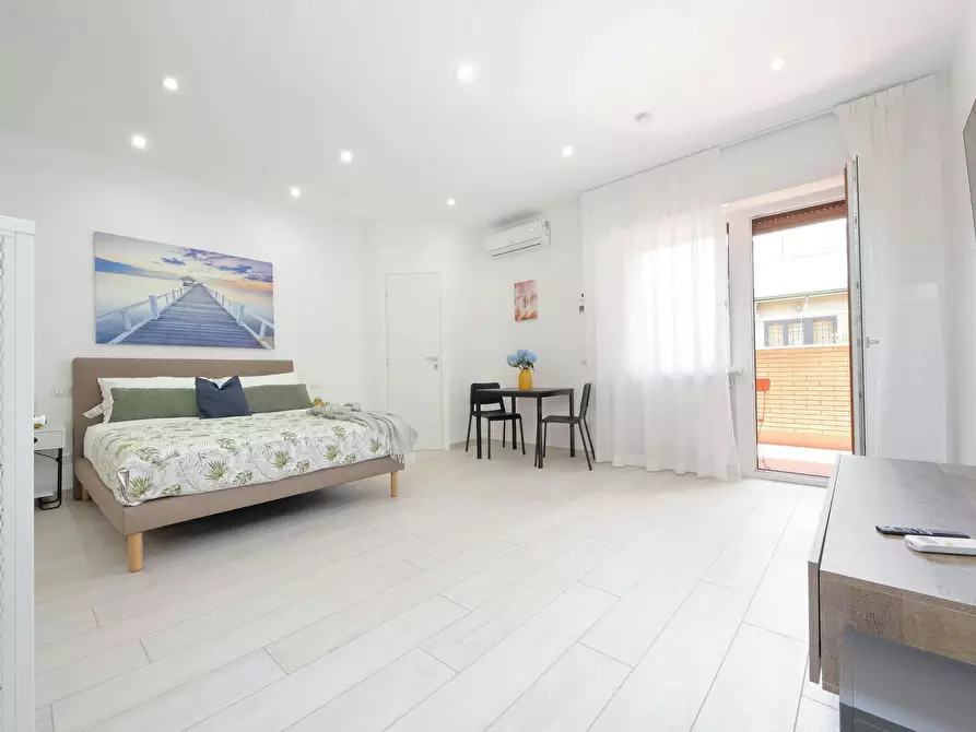 Immagine 3 di Appartamento in affitto  in Viale Ammiraglio del Bono a Roma