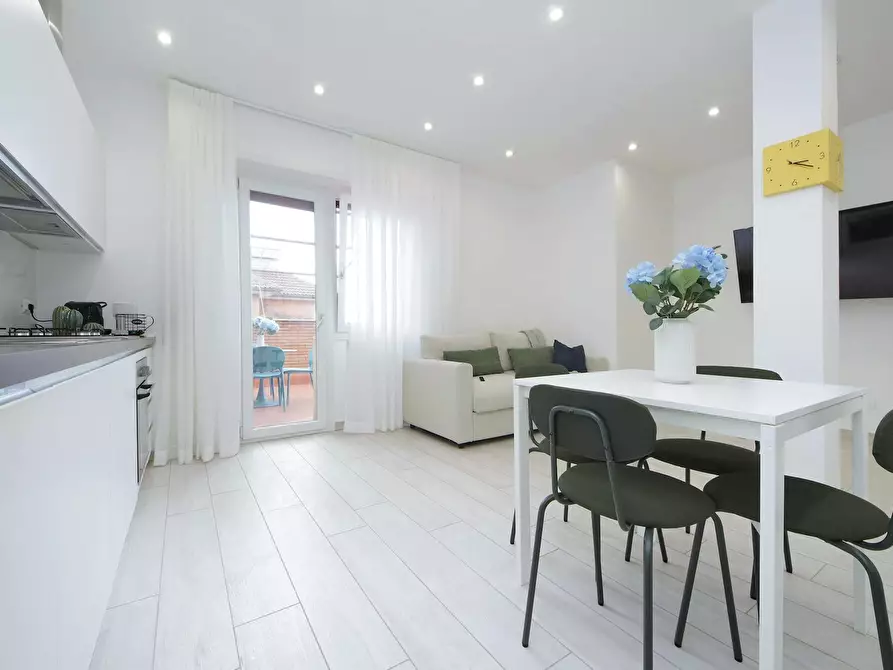 Immagine 4 di Appartamento in affitto  in Viale Ammiraglio del Bono a Roma