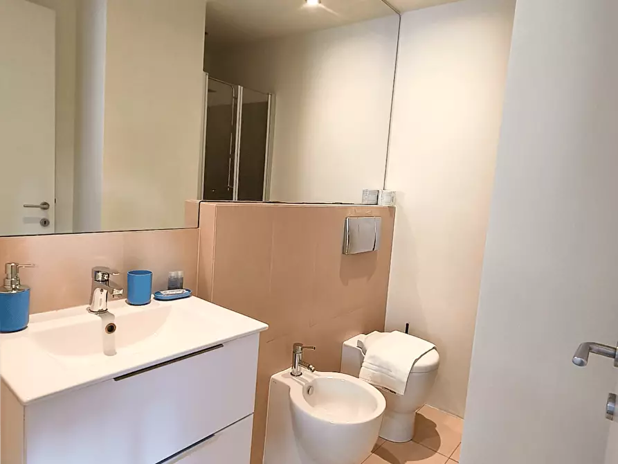 Immagine 9 di Appartamento in affitto  in Via Garofalo a Milano