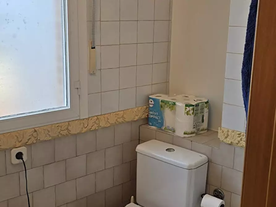 Immagine 7 di Camera in affitto  in Calle de Vázquez de Mella a Madrid