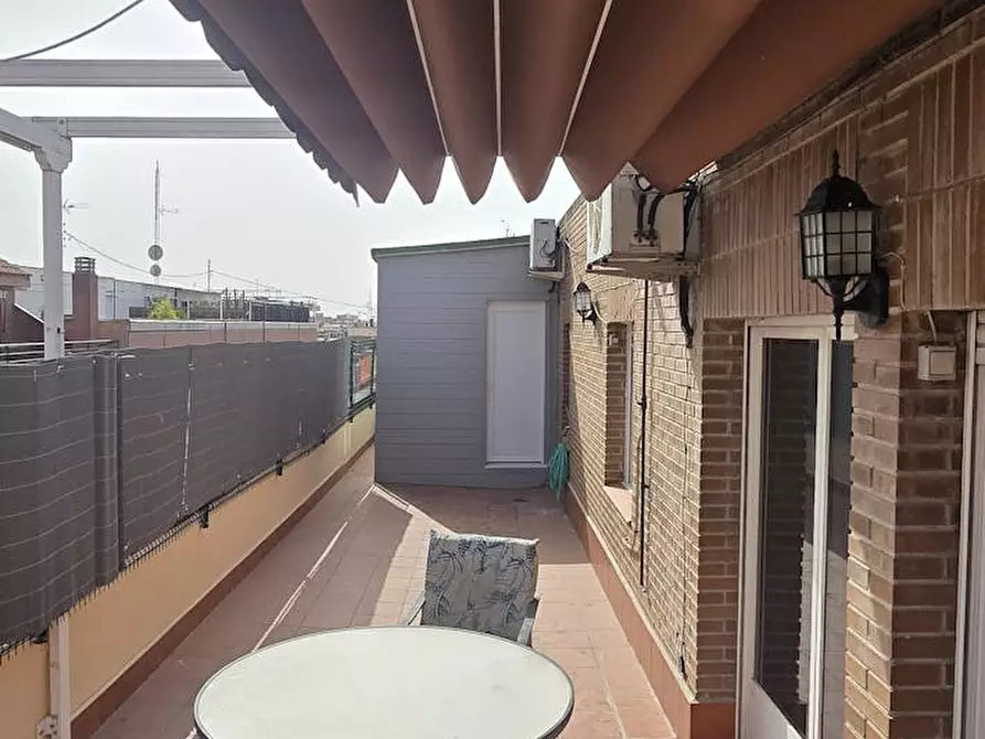 Immagine 1 di Camera in affitto  in Calle de Vázquez de Mella a Madrid