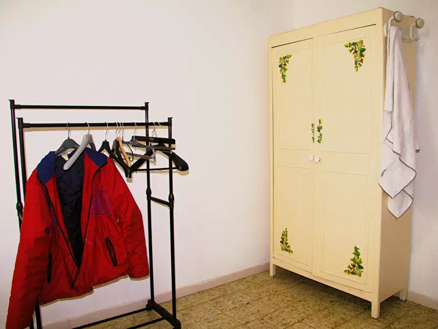 Immagine 2 di Camera in affitto  in Via Giuseppe de Robertis a Roma