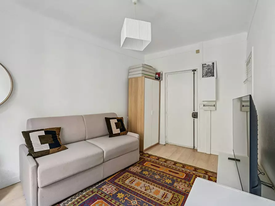 Immagine 5 di Appartamento in affitto  in Rue Pierre Semard a Paris