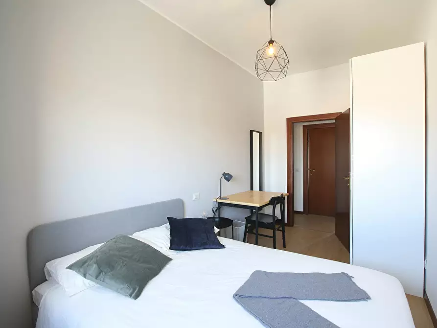 Immagine 2 di Camera in affitto  in Via Benjamin Constant a Milano