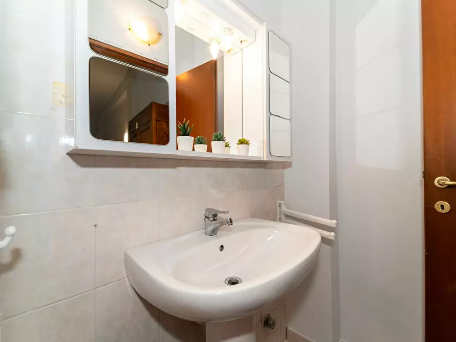 Immagine 7 di Camera in affitto  in Piazza Tommaso Campanella a Torino