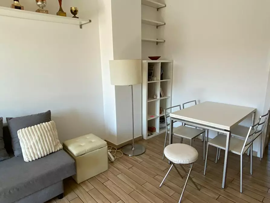 Immagine 5 di Appartamento in affitto  in Viale Cassala a Milano