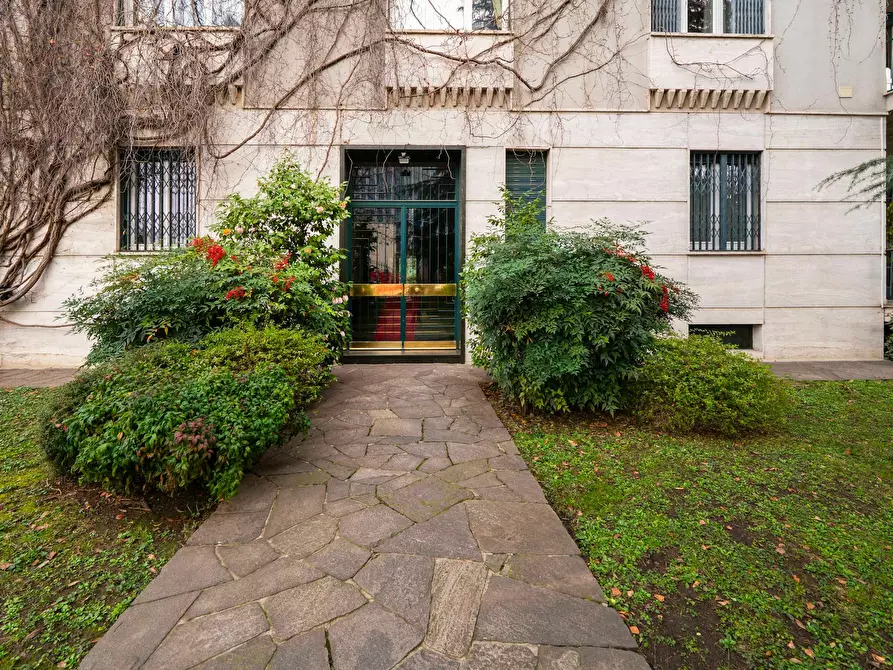 Immagine 4 di Appartamento in affitto  in Viale Duilio a Milano