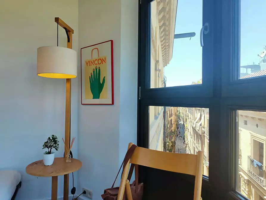 Immagine 4 di Appartamento in affitto  in La Rambla a Barcelona
