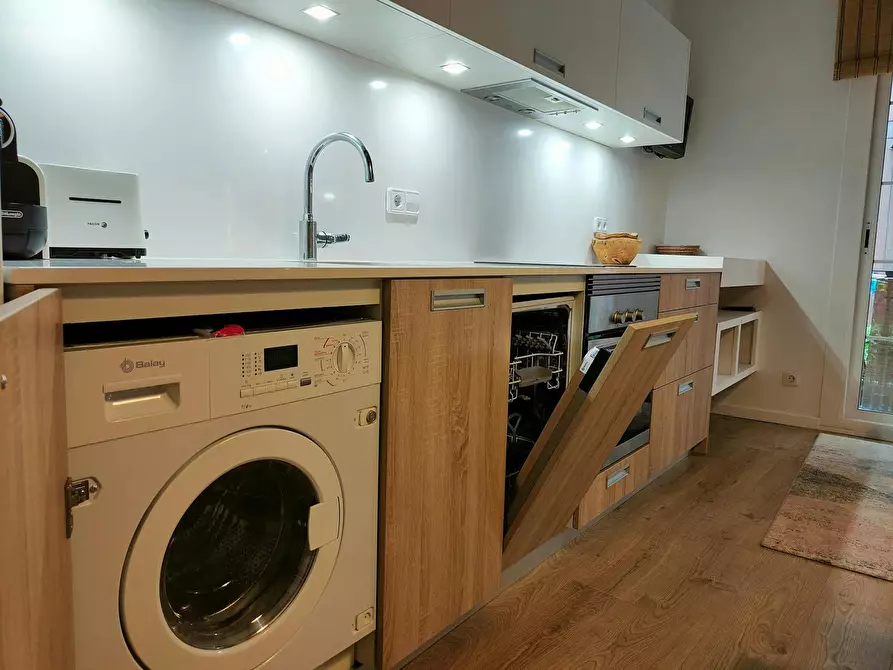 Immagine 6 di Appartamento in affitto  in Carrer dels Agullers a Barcelona