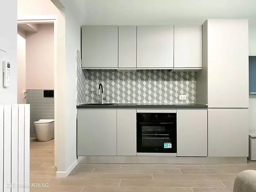 Immagine 4 di Appartamento in affitto  in Via Angelo Inganni a Milano