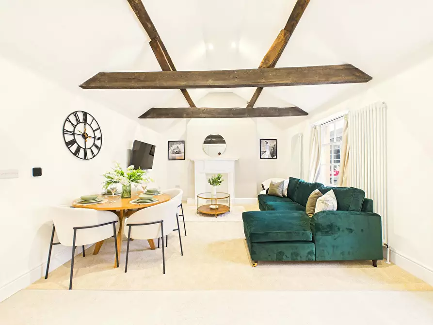Immagine 2 di Appartamento in affitto  in Henrietta Street a Cheltenham