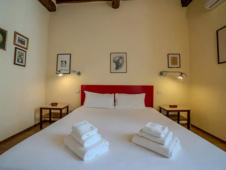 Immagine 7 di Appartamento in affitto  in Via Elisa a Lucca