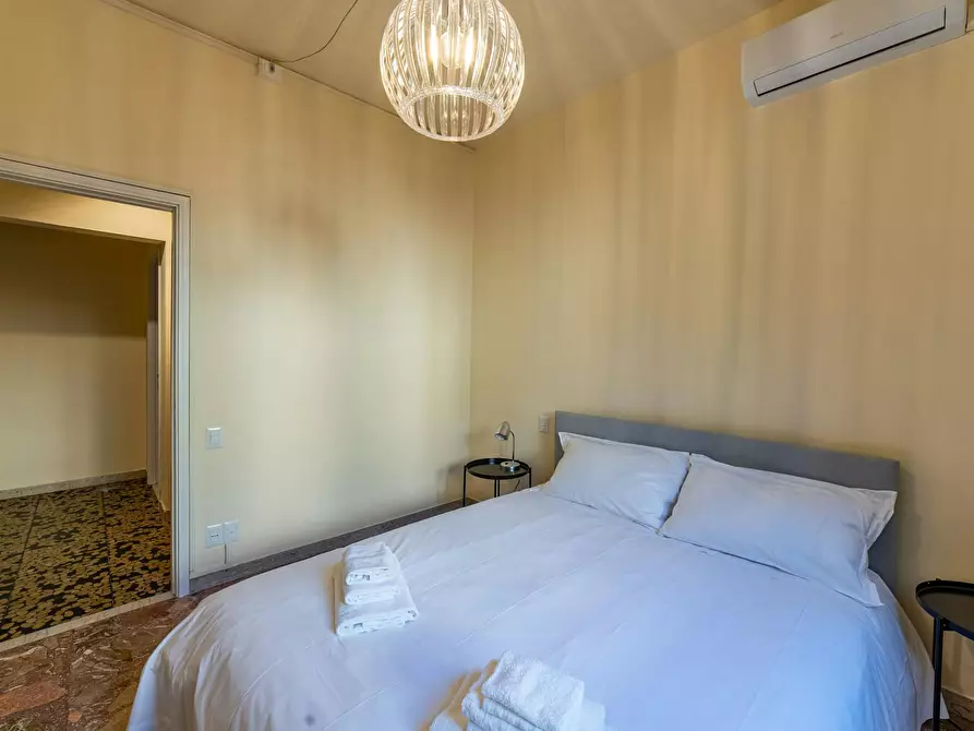 Immagine 10 di Appartamento in affitto  in Viale Carlo del Prete a Lucca