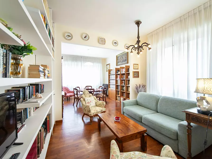 Immagine 7 di Appartamento in affitto  in Via Francesco de Sanctis a Firenze