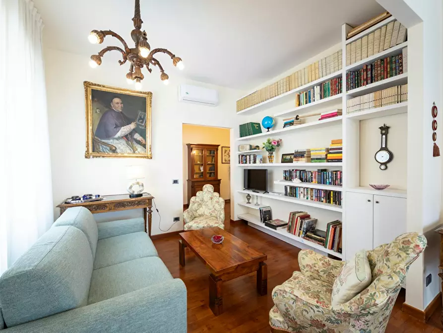 Immagine 1 di Appartamento in affitto  in Via Francesco de Sanctis a Firenze