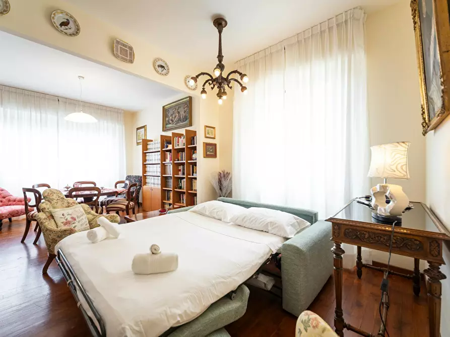 Immagine 5 di Appartamento in affitto  in Via Francesco de Sanctis a Firenze