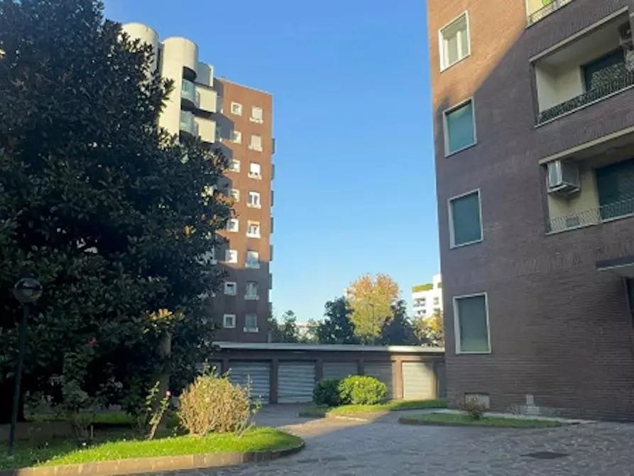 Immagine 5 di Appartamento in affitto  in Via Leopoldo Marchetti a Milano