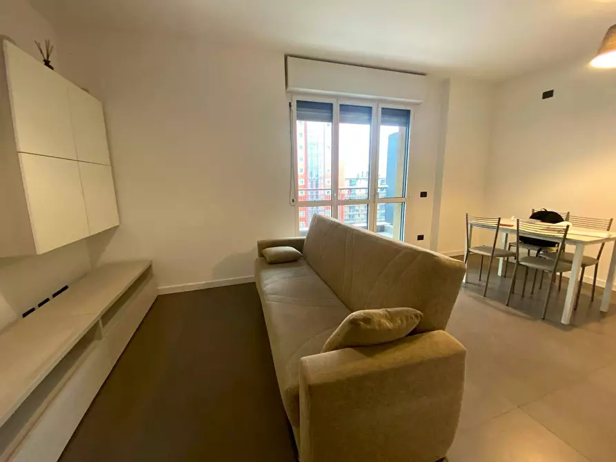 Immagine 2 di Appartamento in affitto  in Via Enrico Cosenz a Milano
